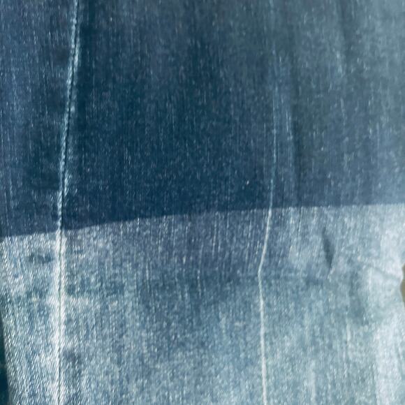 NEW Spanx Cropped Flare Raw Hem Jeans 2-Toned Medium Dark Wash Minimalist Small - Picture 8 of 10